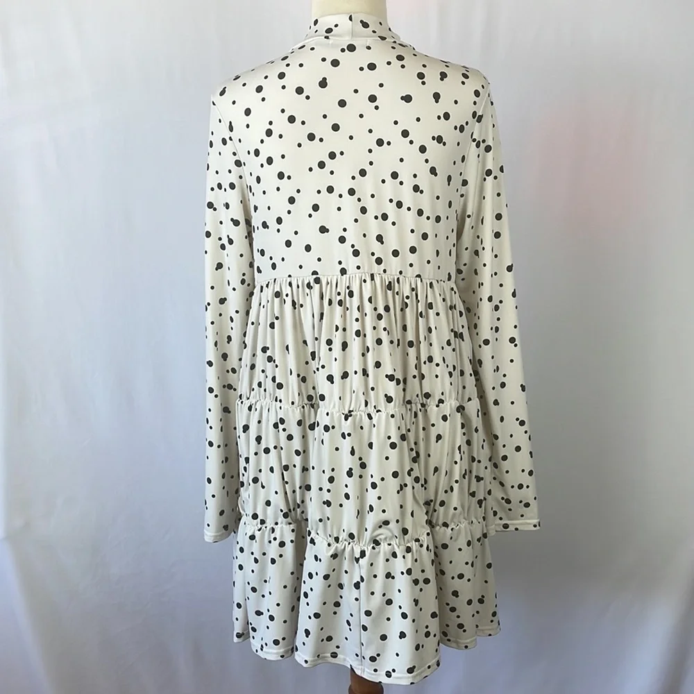 Nasty Gal Cream w/Black Polka Dot Print Mini Dress w/Tiered Elastic Ruching - 6 - Picture 7 of 12